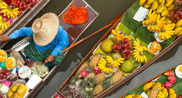 Il mercato galleggiante di Kwan Riam